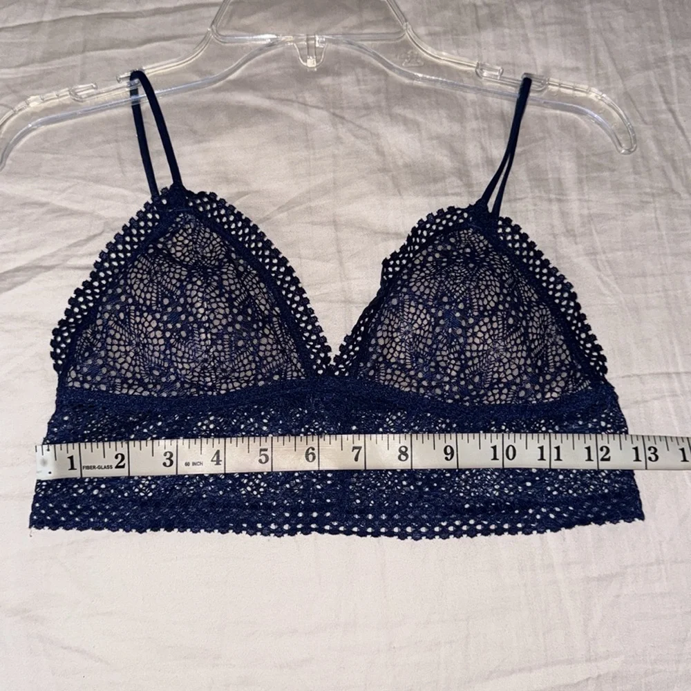 Victoria’s Secret Blue Lace Bralette Size S